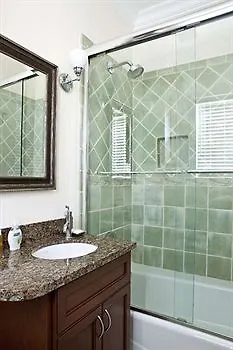Hotel Townhomes On Windsor Key West